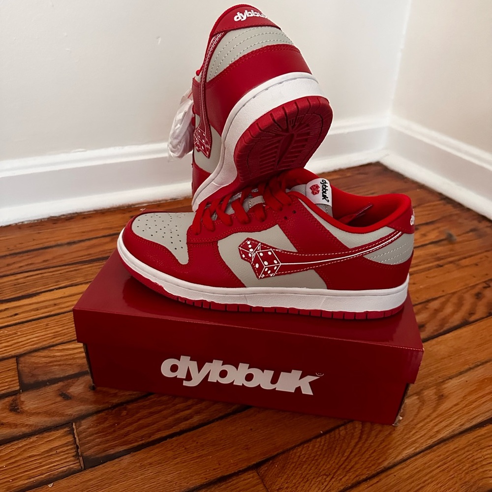 Dybbuk Lucky 7s